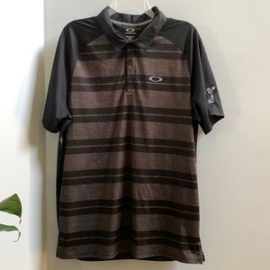 🏰 ✨Disney- Mickey Mouse Oakley Golf Shirt, Large🏌️